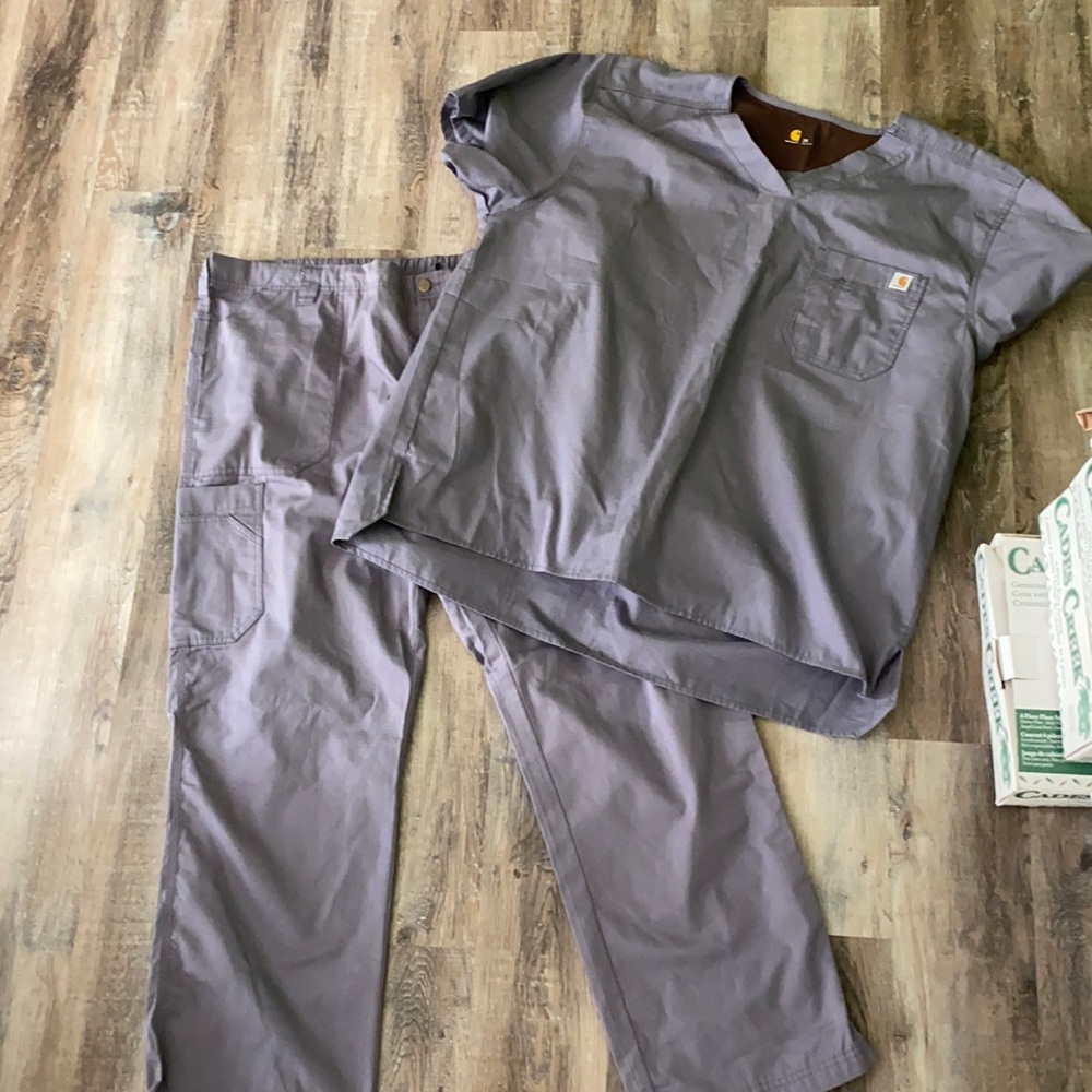 Carhartt men’s scrubs xxl like new